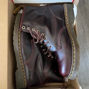 Dr martens 1460 for life size US Mens 8 EU 41